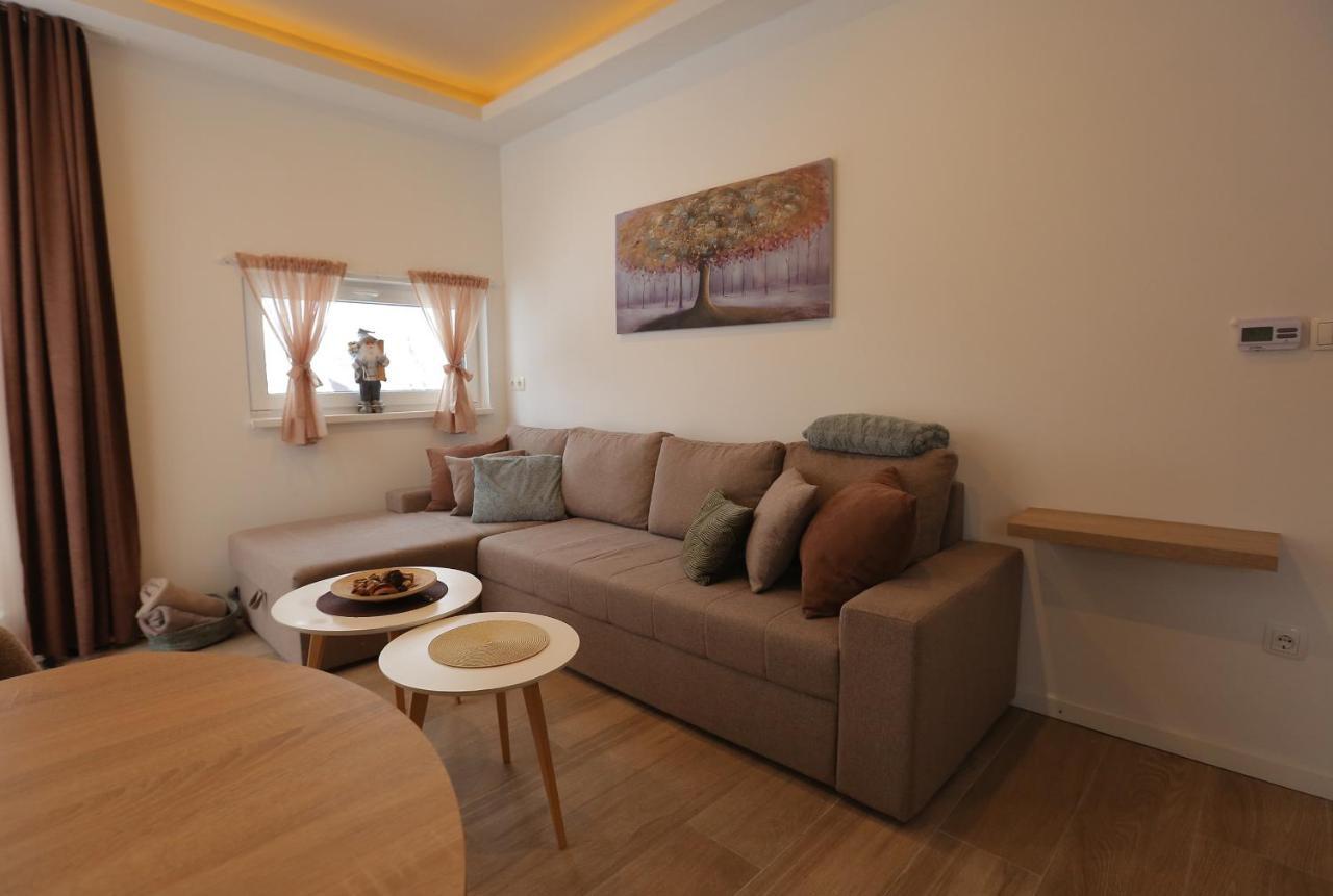 Nest Apartment Яхорина Екстер'єр фото